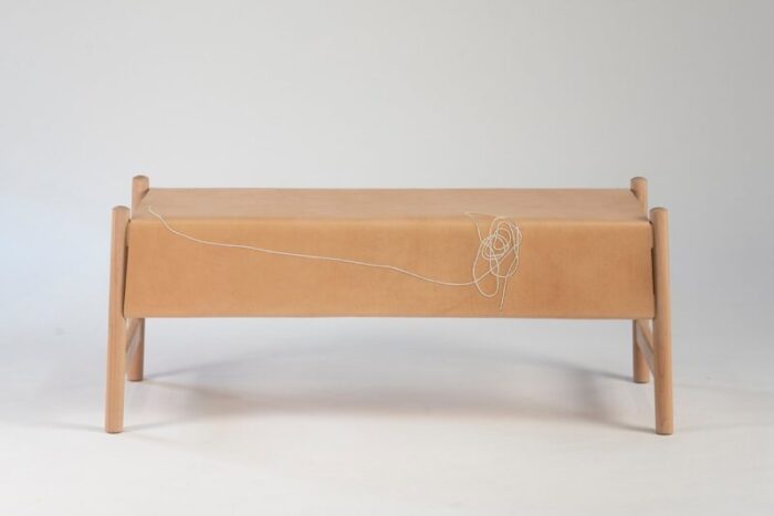 trazo natural leather bench by caterina moretti and justine troufleau 1