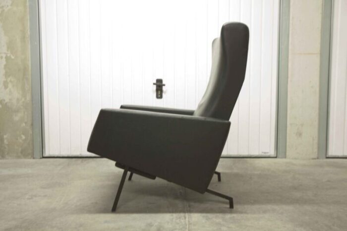 trelax lounge chair by pierre guariche for meurop 1960s 21