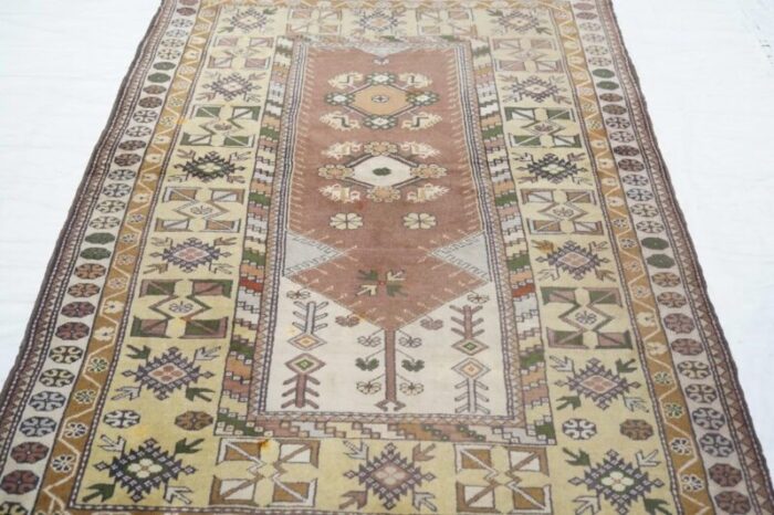 turkish rug 40 x 66 9952