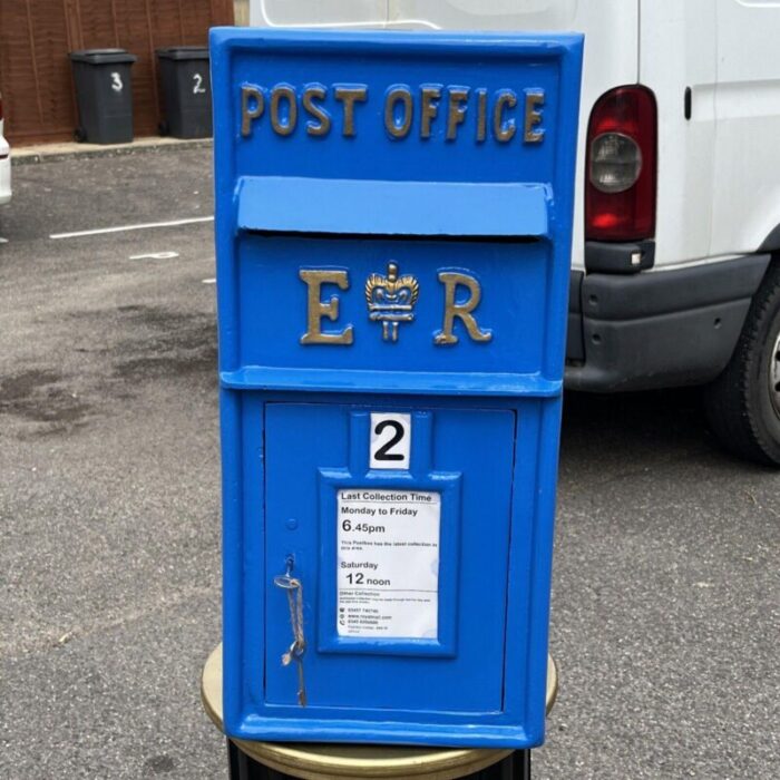 vintage blue post box 4637