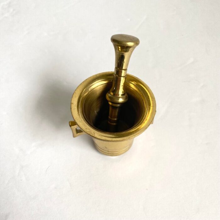 vintage brass mortar and pestle apothecary spice crusher small petite size 8172