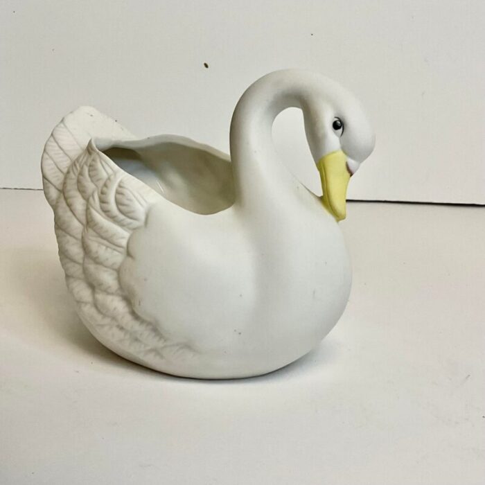 vintage coastal trompe loeil porcelain swan planter 1055