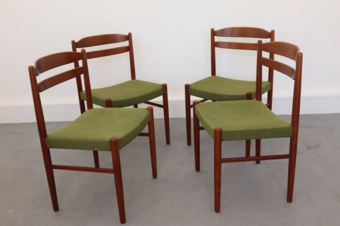 vintage dining chairs 1970s set of 4 10