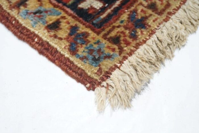 vintage heriz rug 74 x 108 4236