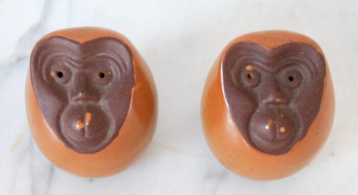 vintage monkey salt and pepper shakers 7467