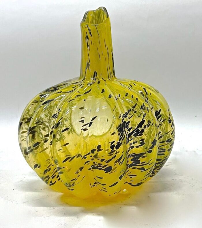 vintage swirl glass pumpkin votive holder 3308