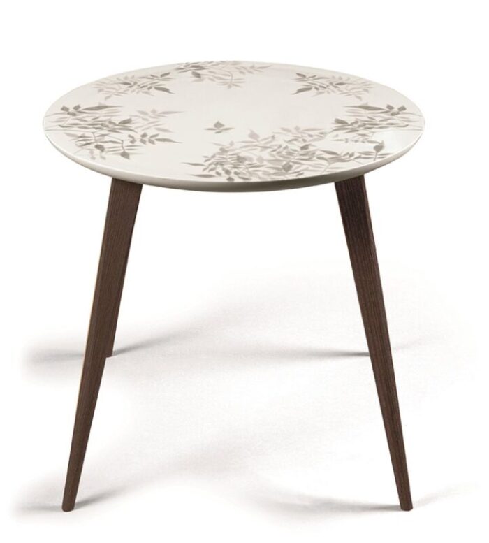 wenge shadow moment table from lladro 1